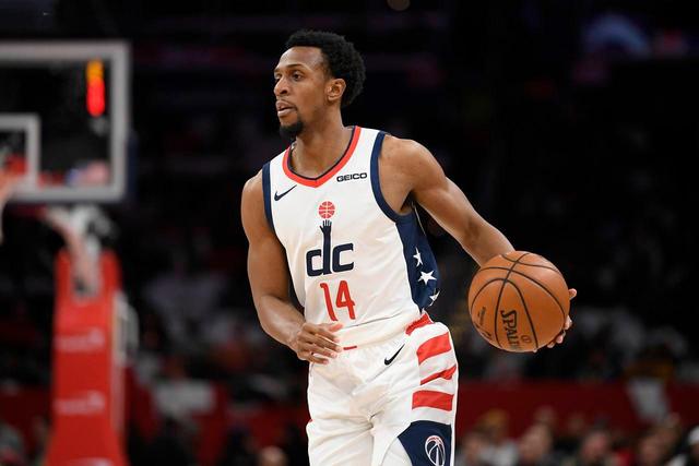 约基奇35+17+12掘金逆转猛龙 绿军大胜开拓者