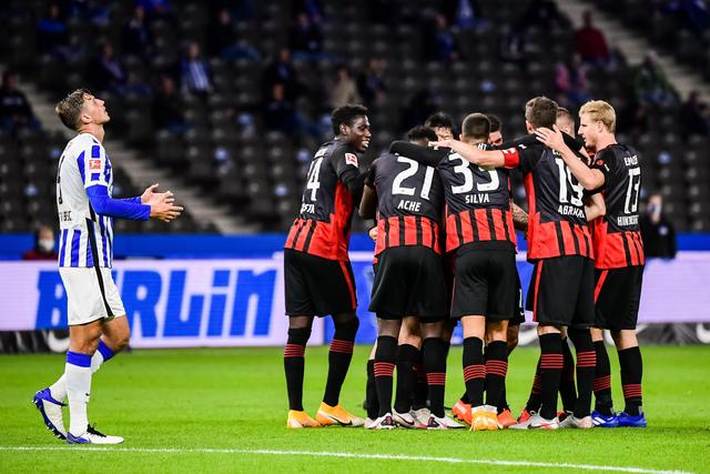 里尔考虑与31岁前巴萨中卫乌姆蒂蒂解约